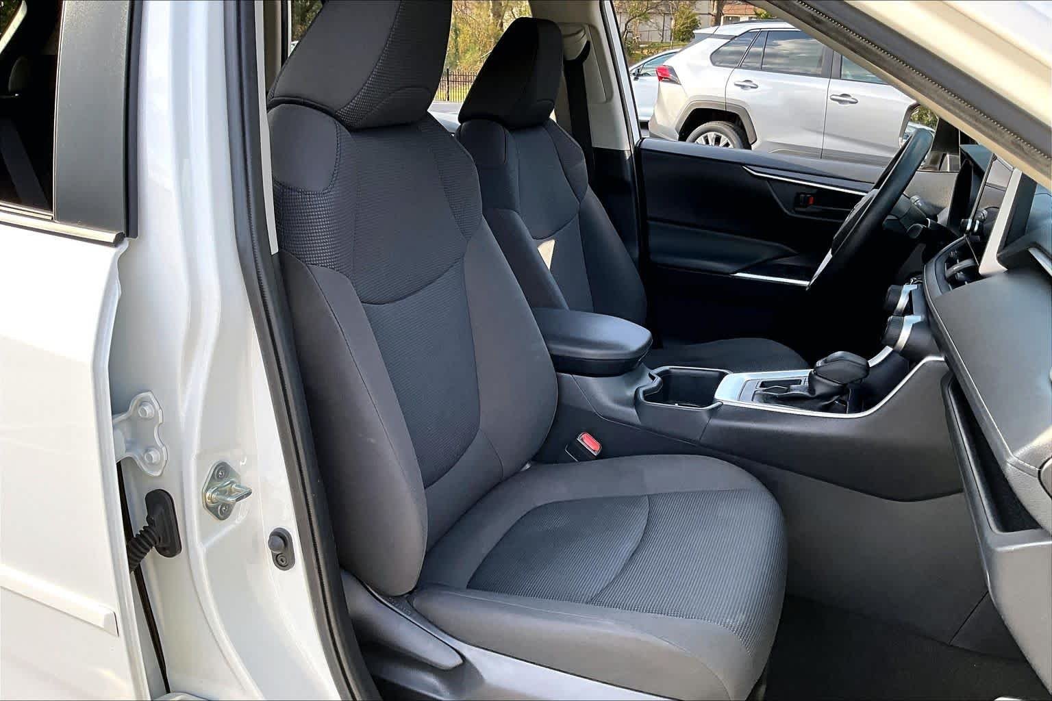 Used 2023 Ice Cap Toyota LE image 8