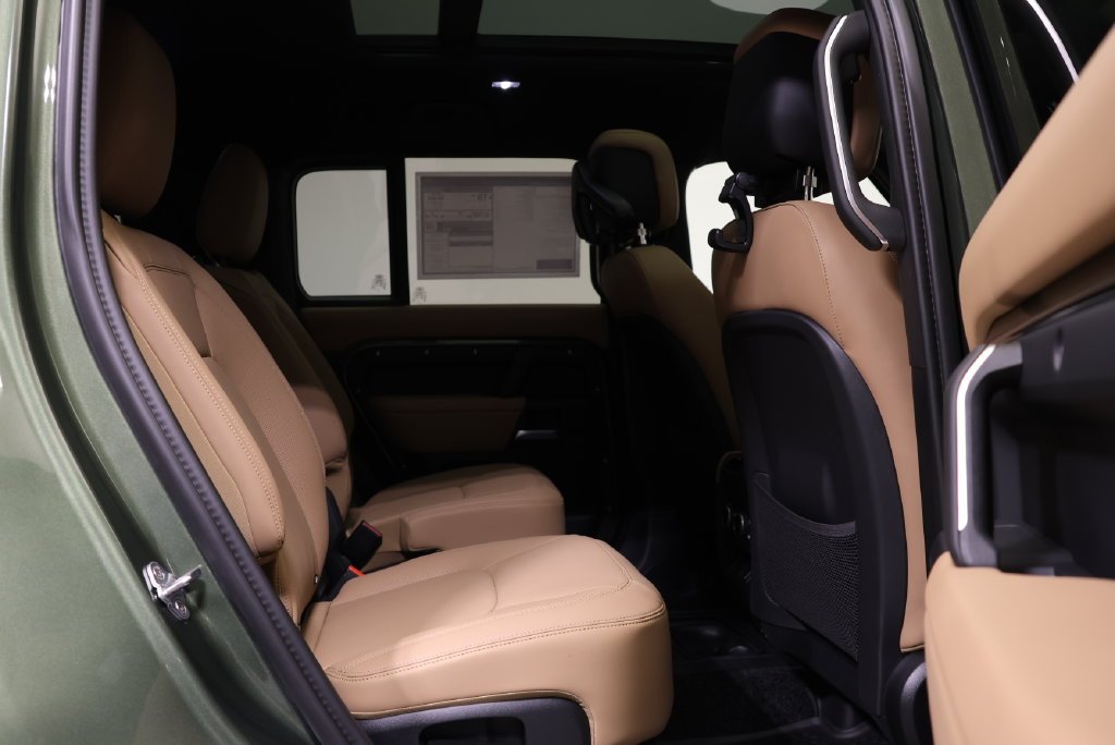 Used 2026 Woolstone Green Metallic Land Rover S image 47