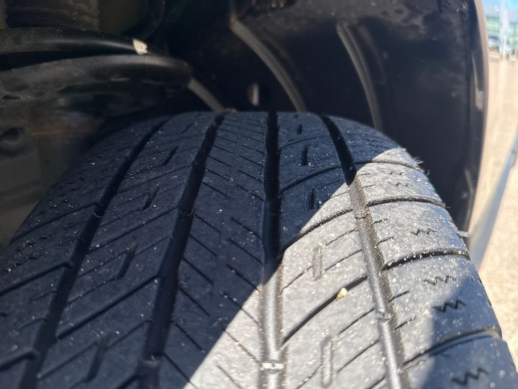 Used 2018 Black Nissan SL image 46