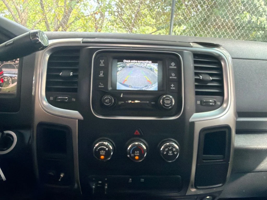 Used 2016 White Ram SLT image 30
