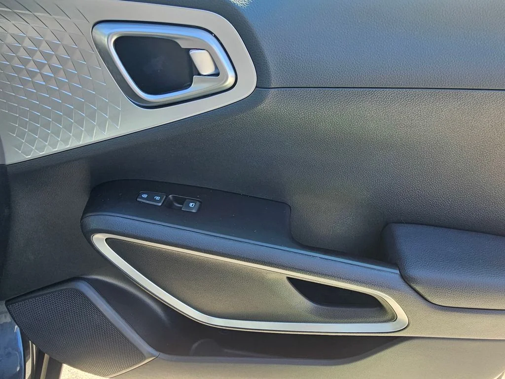 Used 2023 Gravity Gray Kia LX image 9