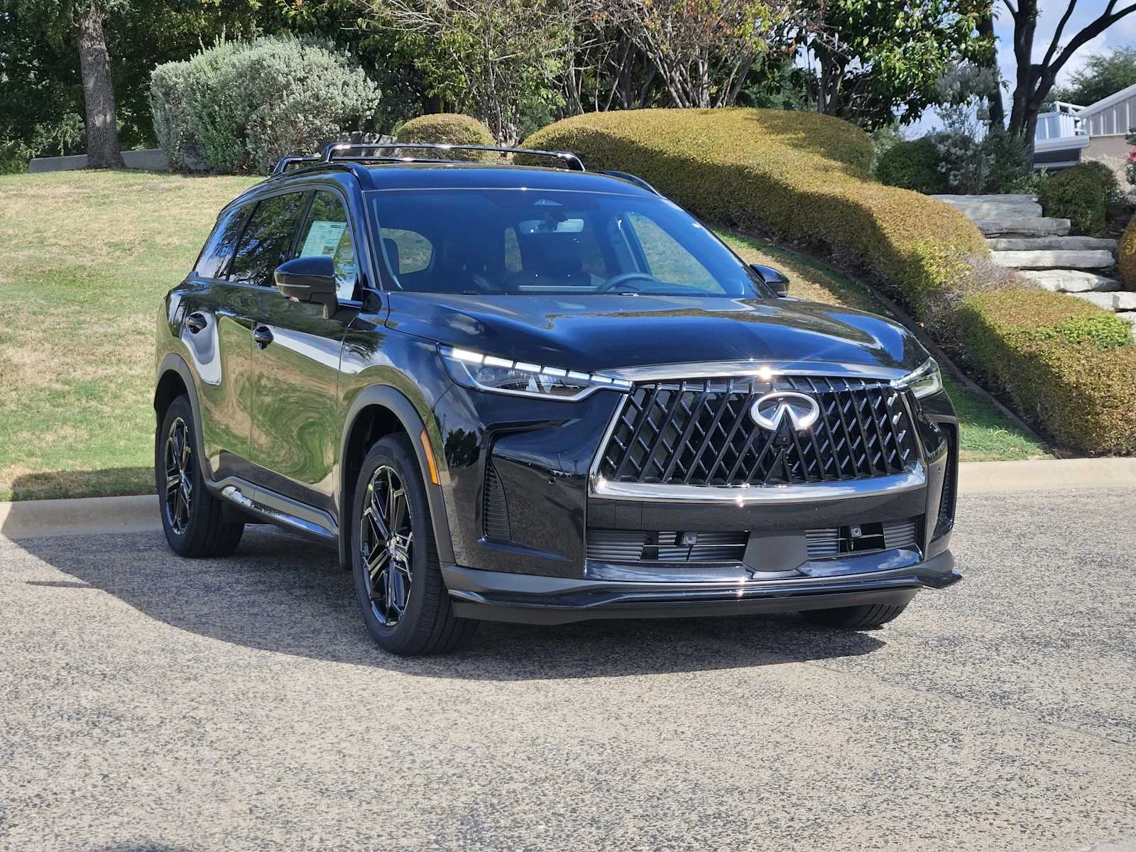 New 2027 MINERAL BLACK INFINITI Sport AWD image 2