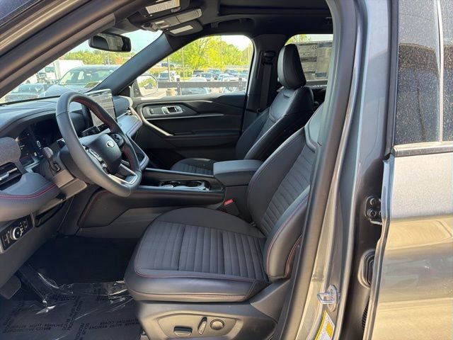 New 2026 Carbonized Gray Metallic Ford ST-Line image 11