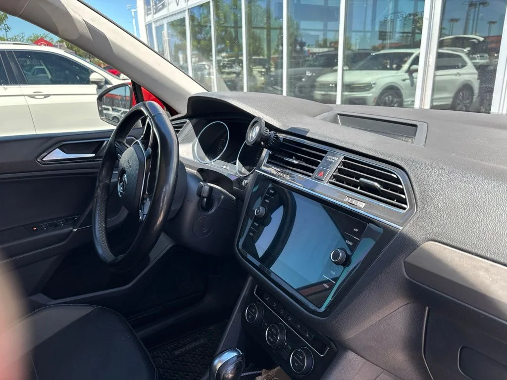 Used 2018 Orange Volkswagen 2.0T SE image 11
