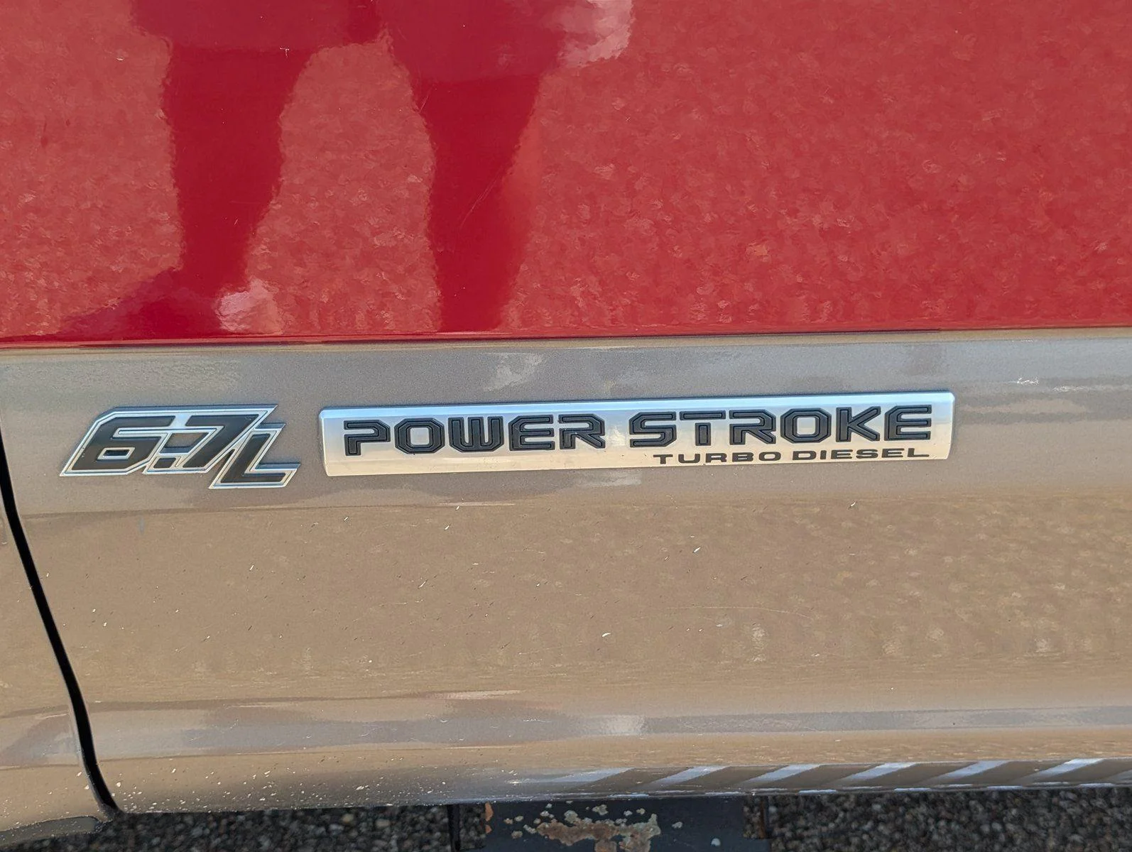 Used 2019 Ruby Red Metallic Tinted Clearcoat/Stone Gray Ford Lariat image 14