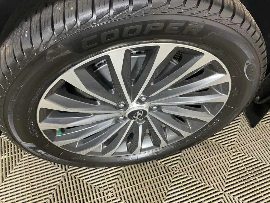 Certified Used 2024 White Hyundai Calligraphy image 5