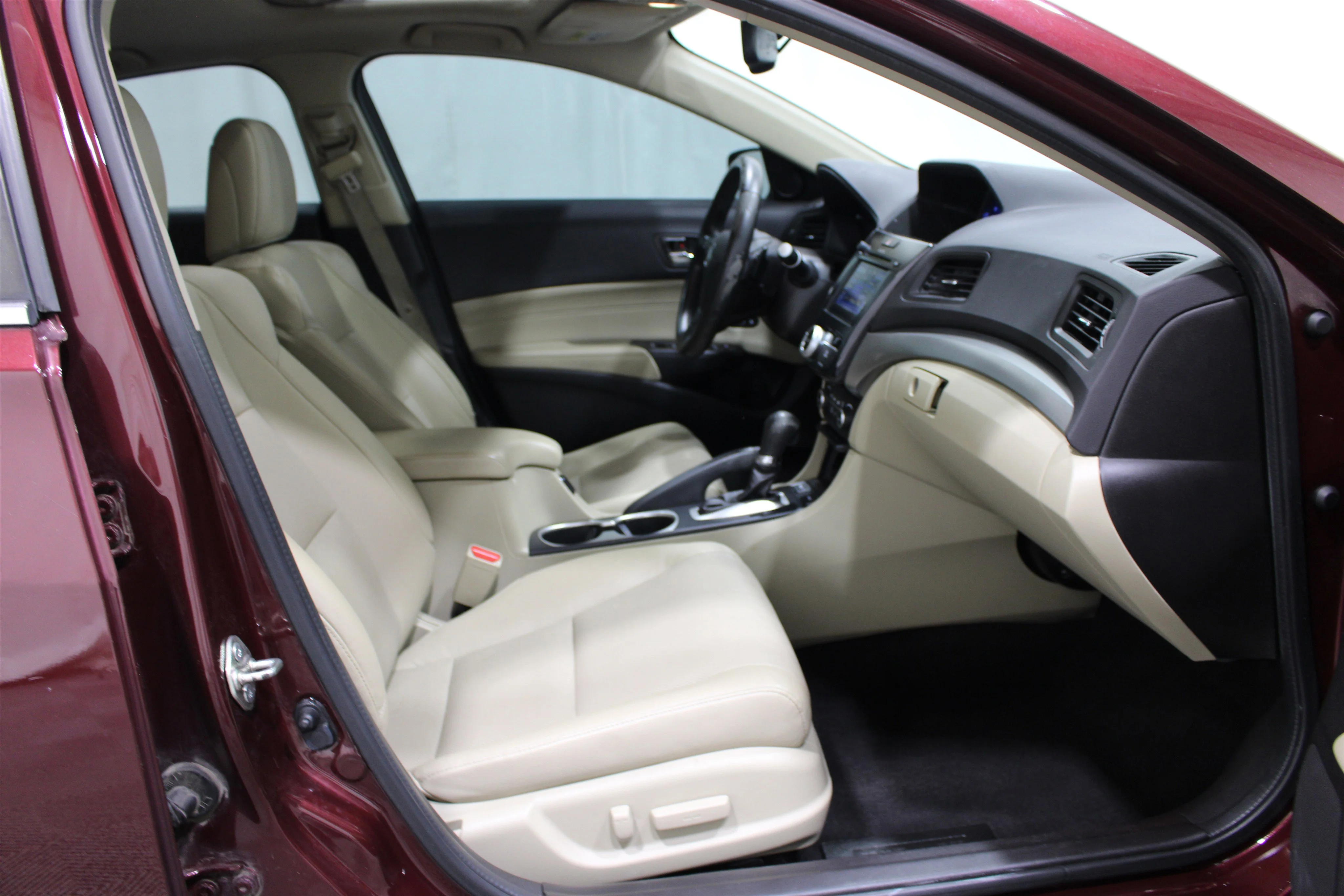 2016 Acura ILX Technology Plus - Photo 25