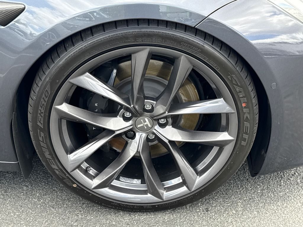 Used 2021 Black Tesla Plaid image 7