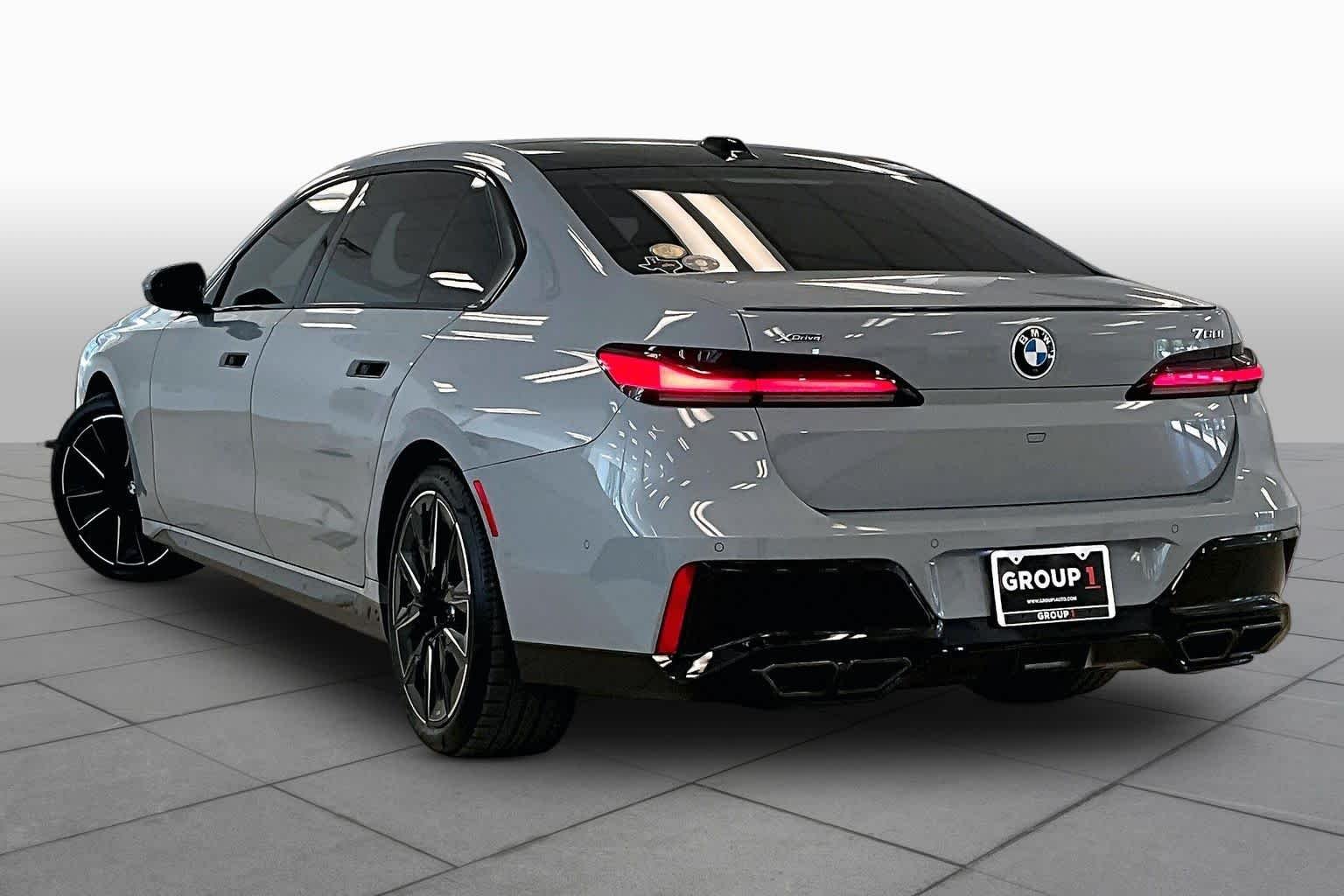 Used 2024 Brooklyn Grey Metallic BMW 760i xDrive image 11
