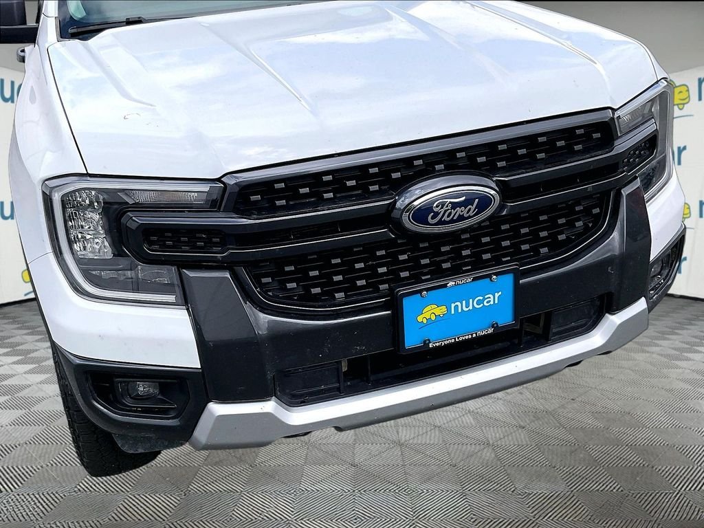 Used 2025 Oxford White Ford XLT image 30