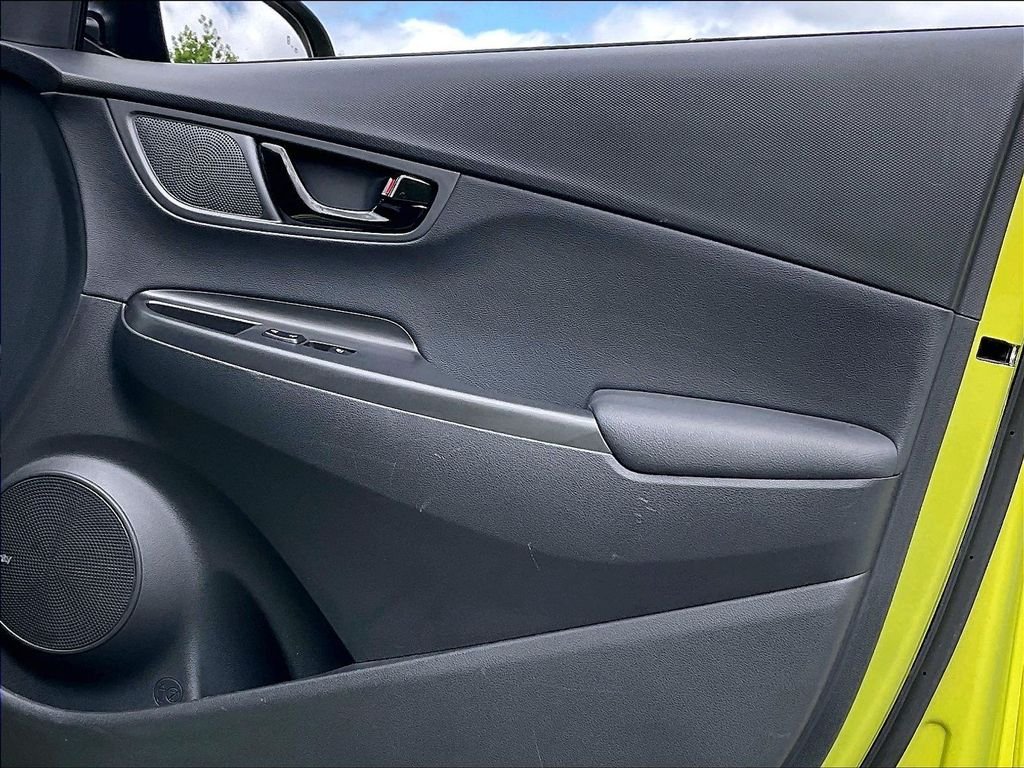 Used 2020 Lime Twist Hyundai Ultimate image 11
