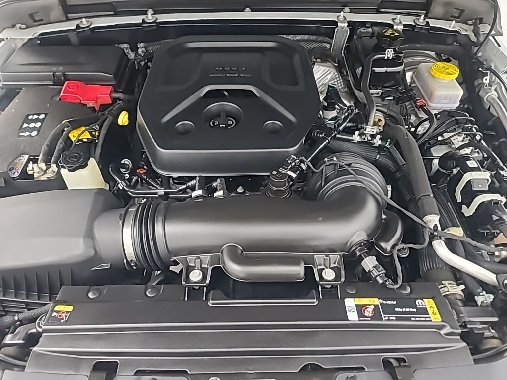 2025 Jeep Wrangler 4-Door Rubicon - Photo 38