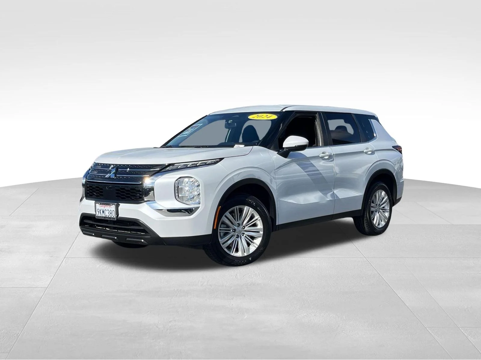 2024 Mitsubishi Outlander