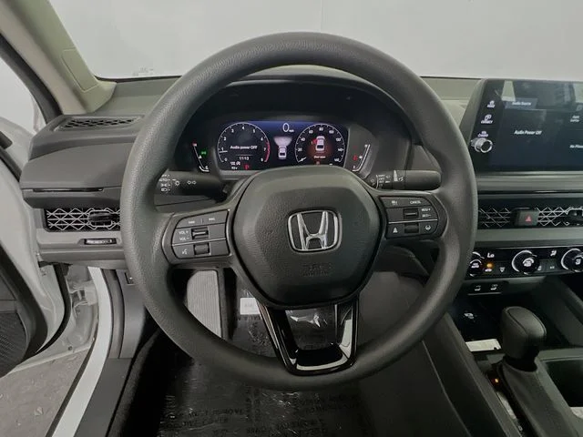 New 2026 Platinum White Pearl Honda LX image 11