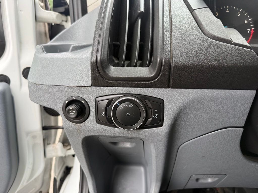 Used 2017 White Ford Base image 11