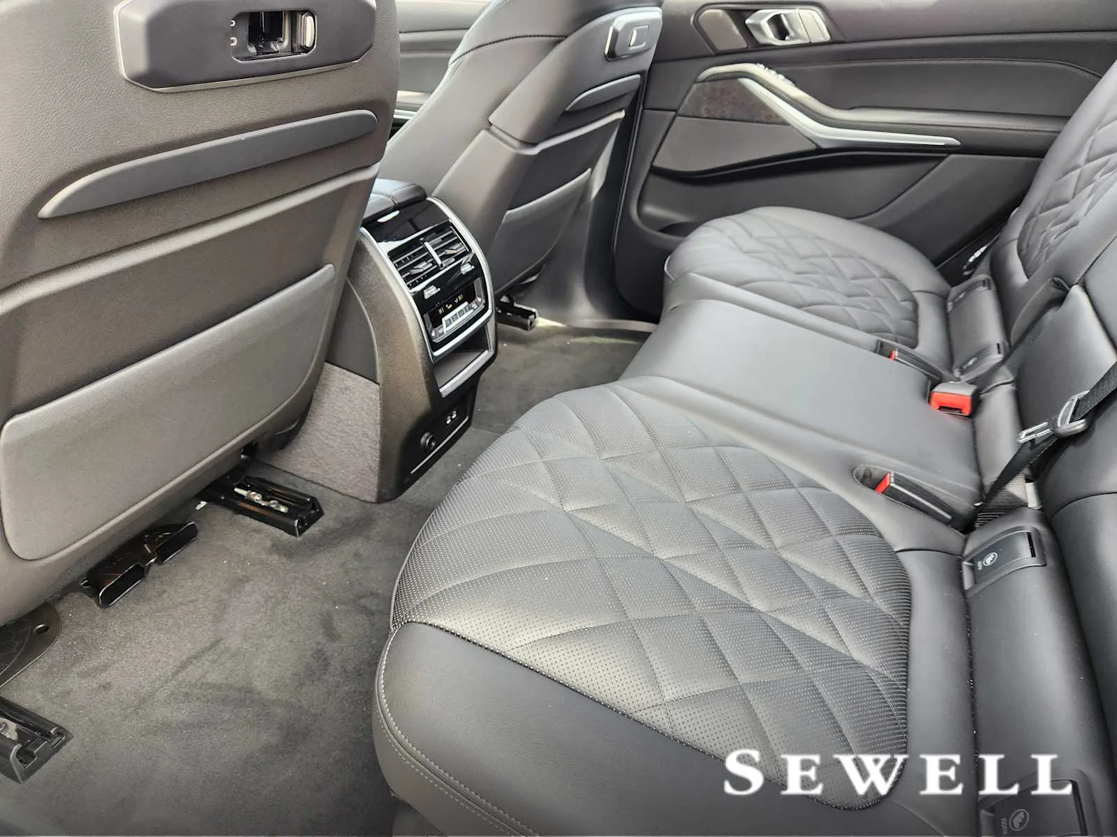 New 2026 Brooklyn Grey Metallic BMW xDrive40i image 7