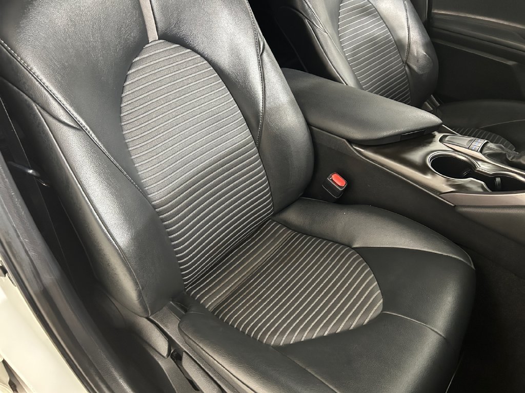 Used 2023 White Toyota SE image 14