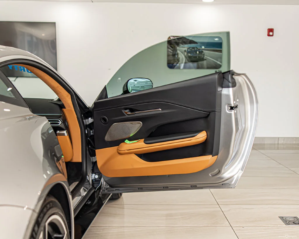 Used 2025 Silver Aston Martin Base image 29