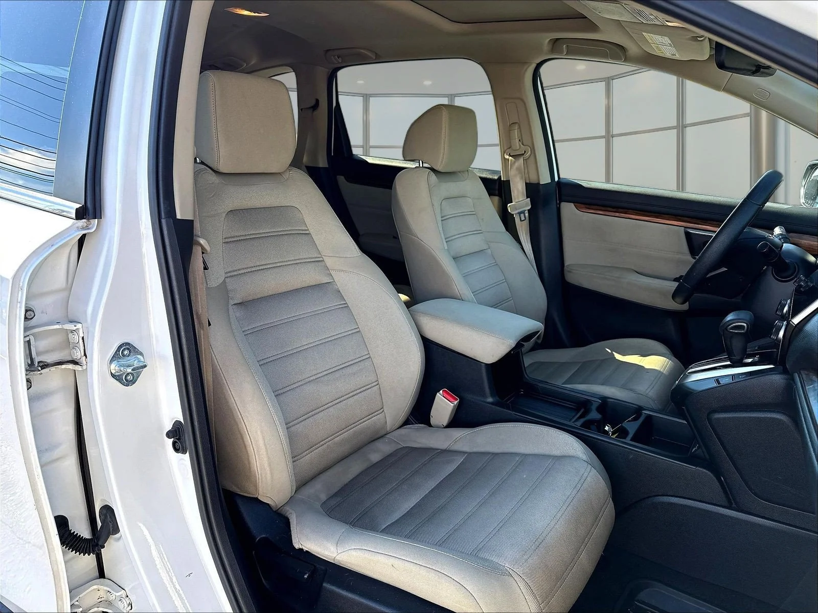 Used 2022 Platinum White Pearl Honda EX image 30