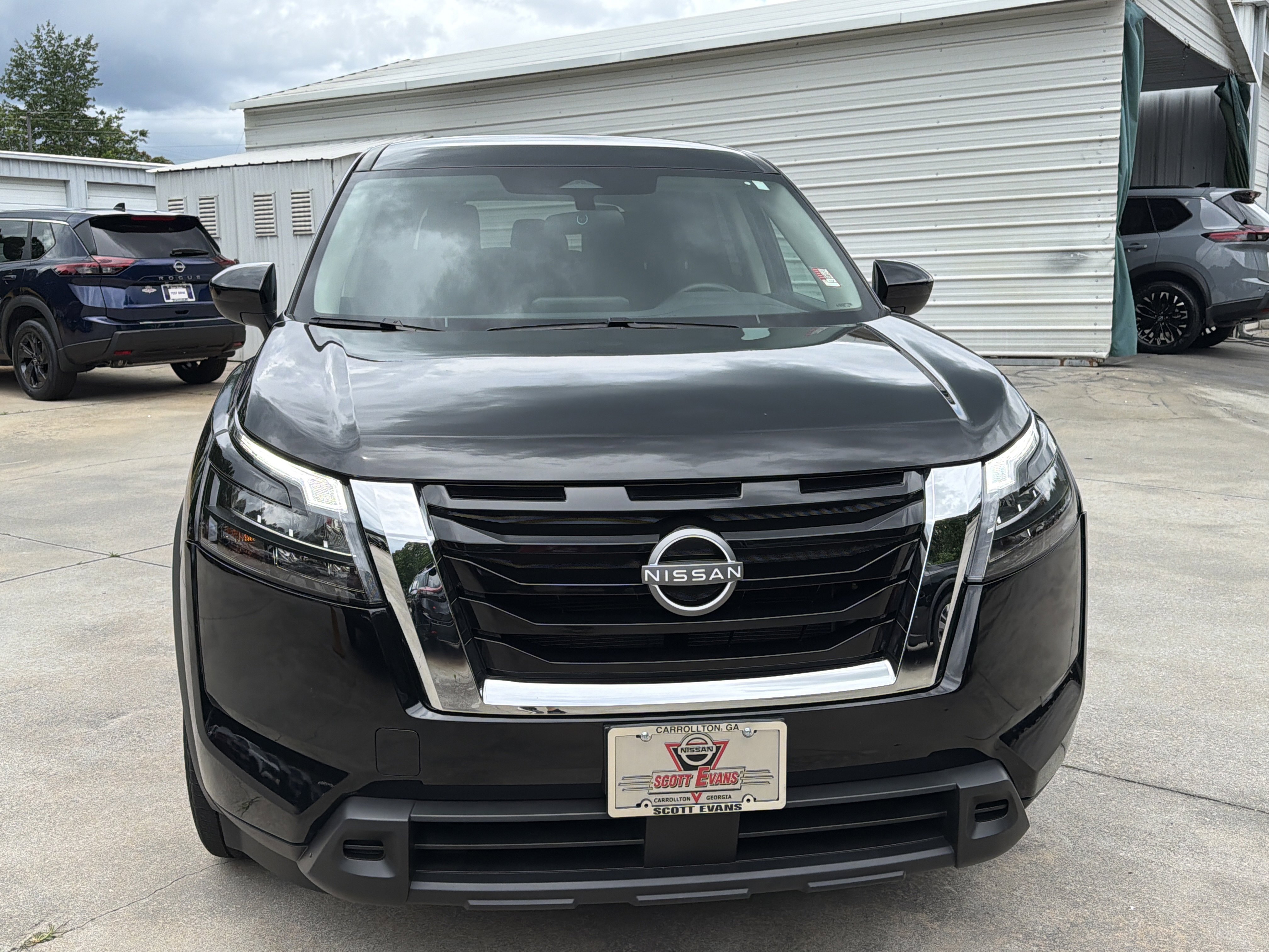 Used 2025 Super Black Nissan S image 3