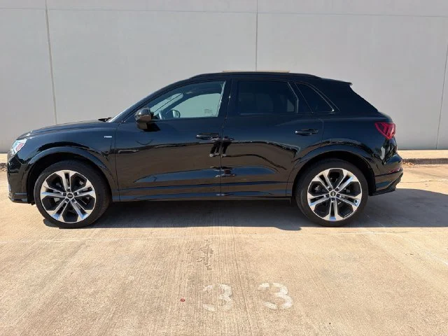 Used 2021 Black Audi Premium Plus image 2