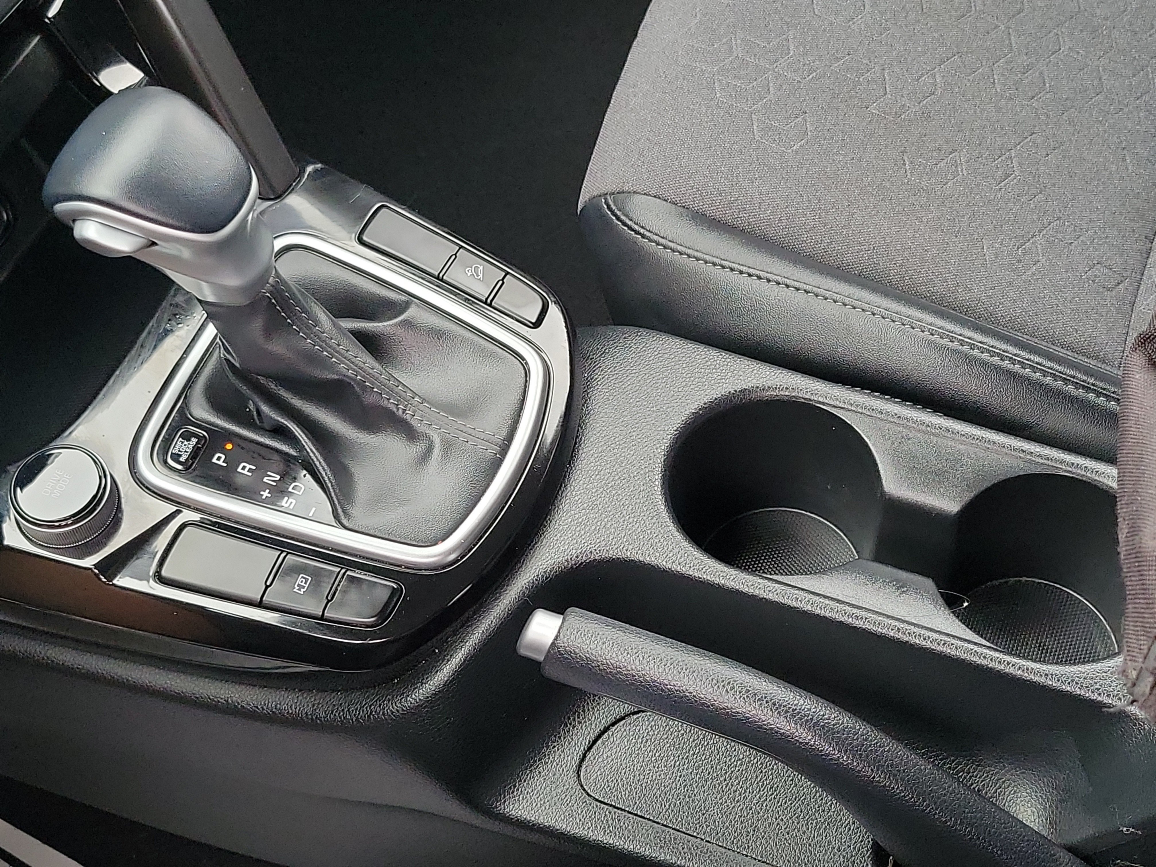 2025 Kia Seltos S - Photo 14