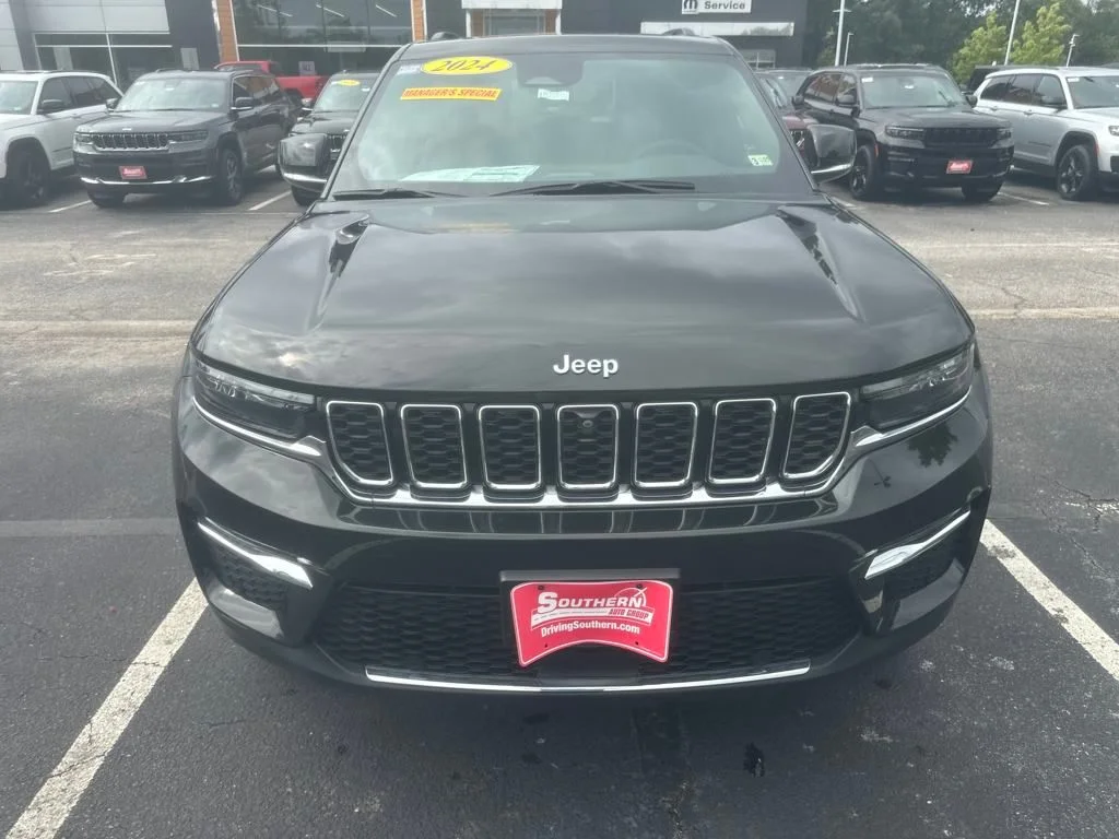 New 2024 Rocky Mountain Pearlcoat Jeep 4xe image 15