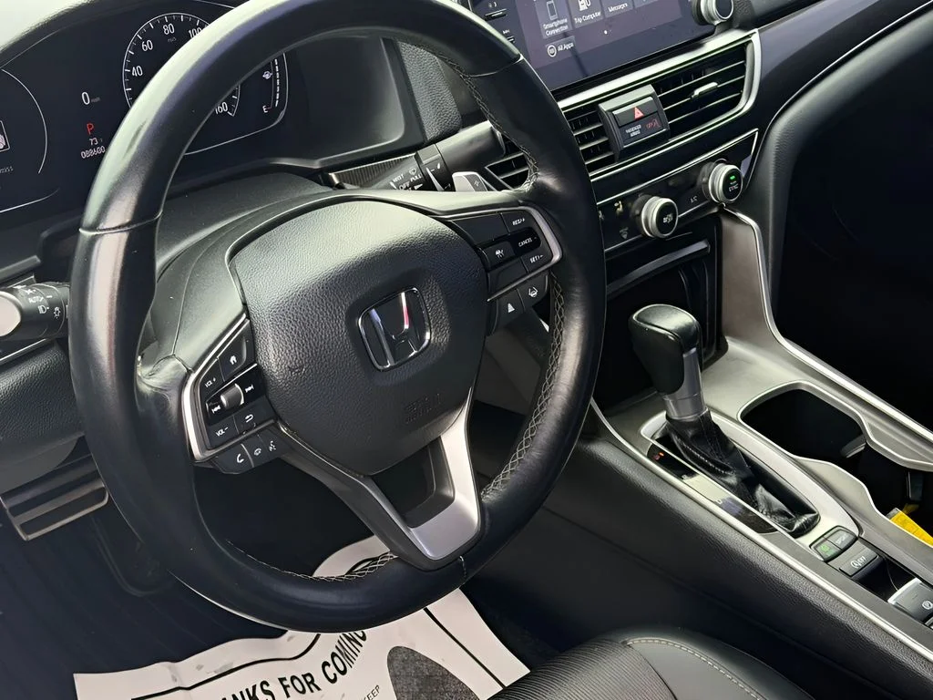 Used 2021  Honda Sport image 14