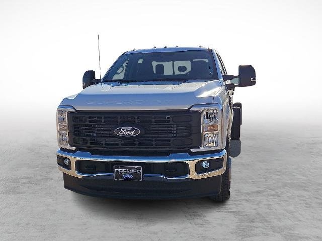 New 2027 Oxford White Ford F-350® XL image 28