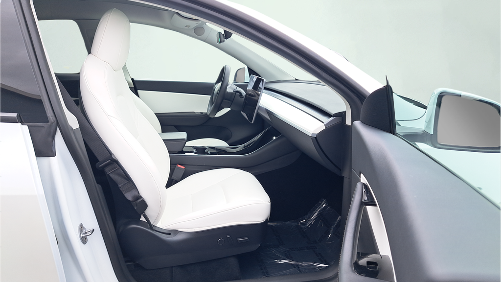 Used 2021  Tesla Long Range image 16