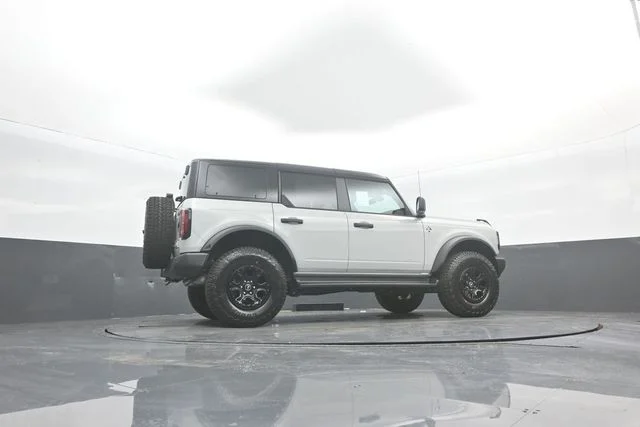 New 2026 Avalanche Gray Ford Outer Banks® image 35