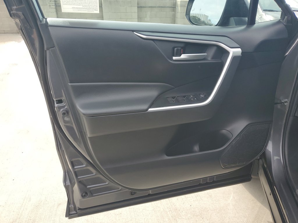 Certified Used 2024 Magnetic Gray Metallic Toyota XLE Premium image 21