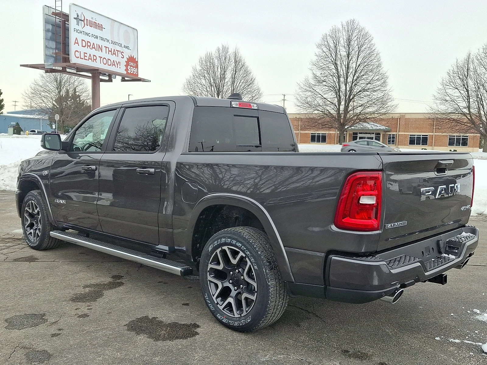 New 2026 Granite Crystal Metallic Clear-Coat Exterior Paint RAM Laramie image 5
