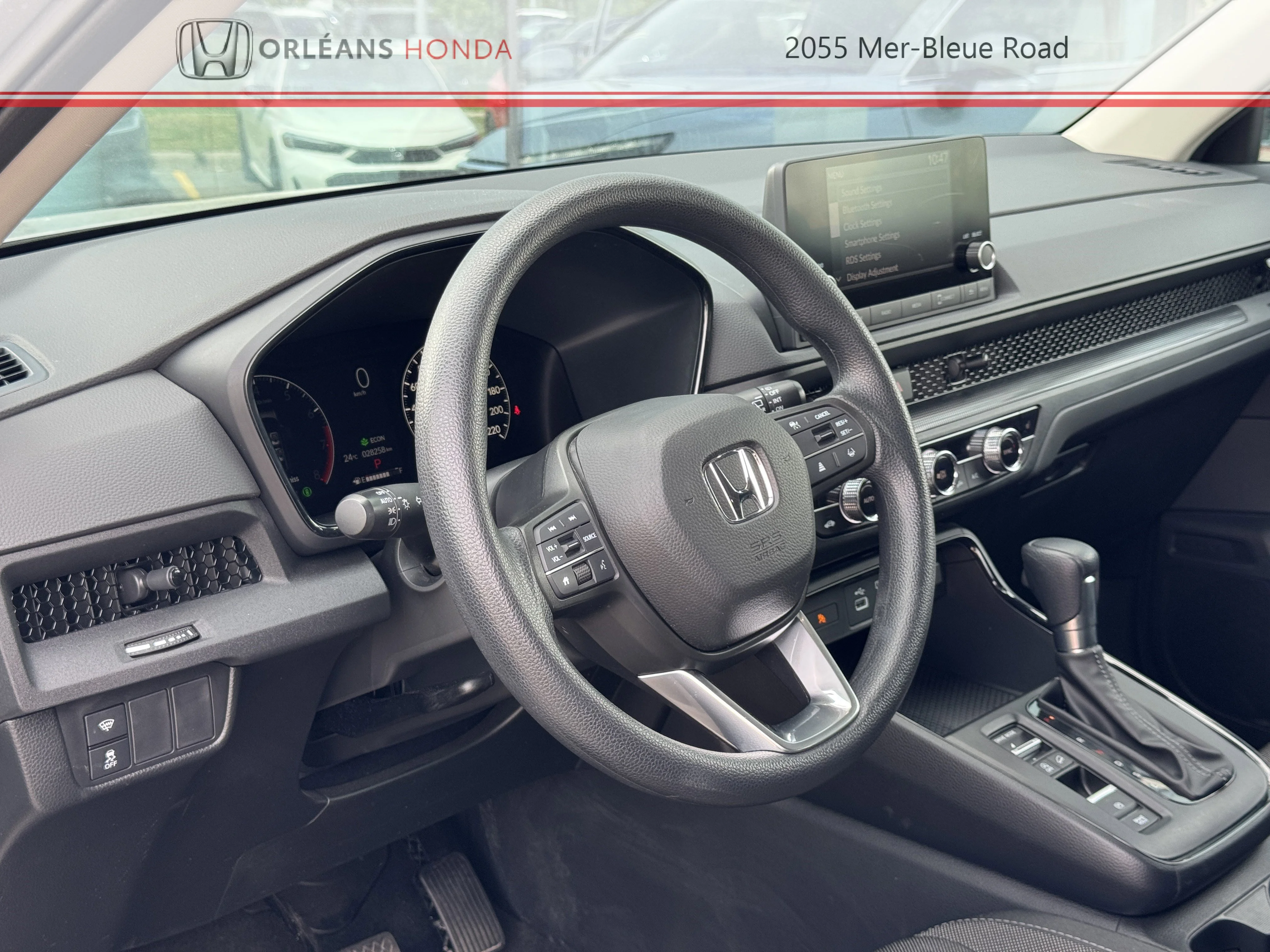 Certified Used 2025 Silver Honda LX image 18