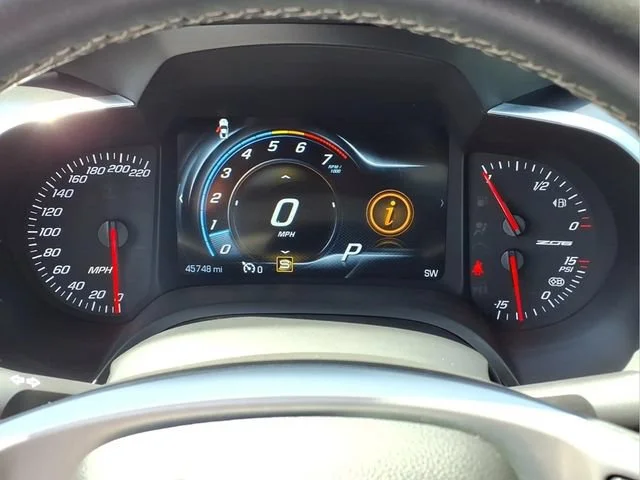 Used 2016 ARCTIC WHITE Chevrolet Z06 1LZ image 11