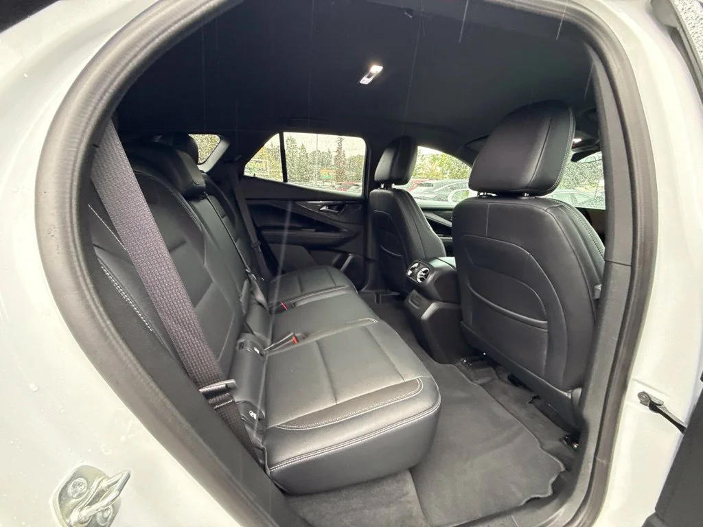 Used 2024 Summit White Chevrolet eAWD LT image 11
