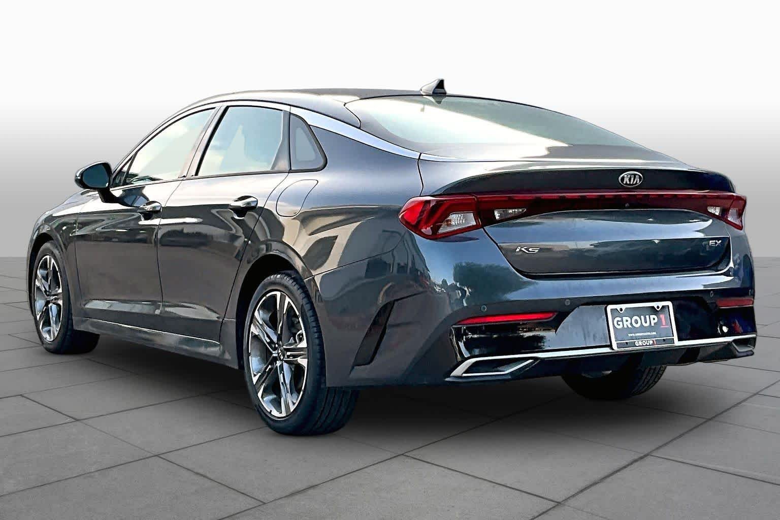 Used 2021 GRAY Kia EX image 12