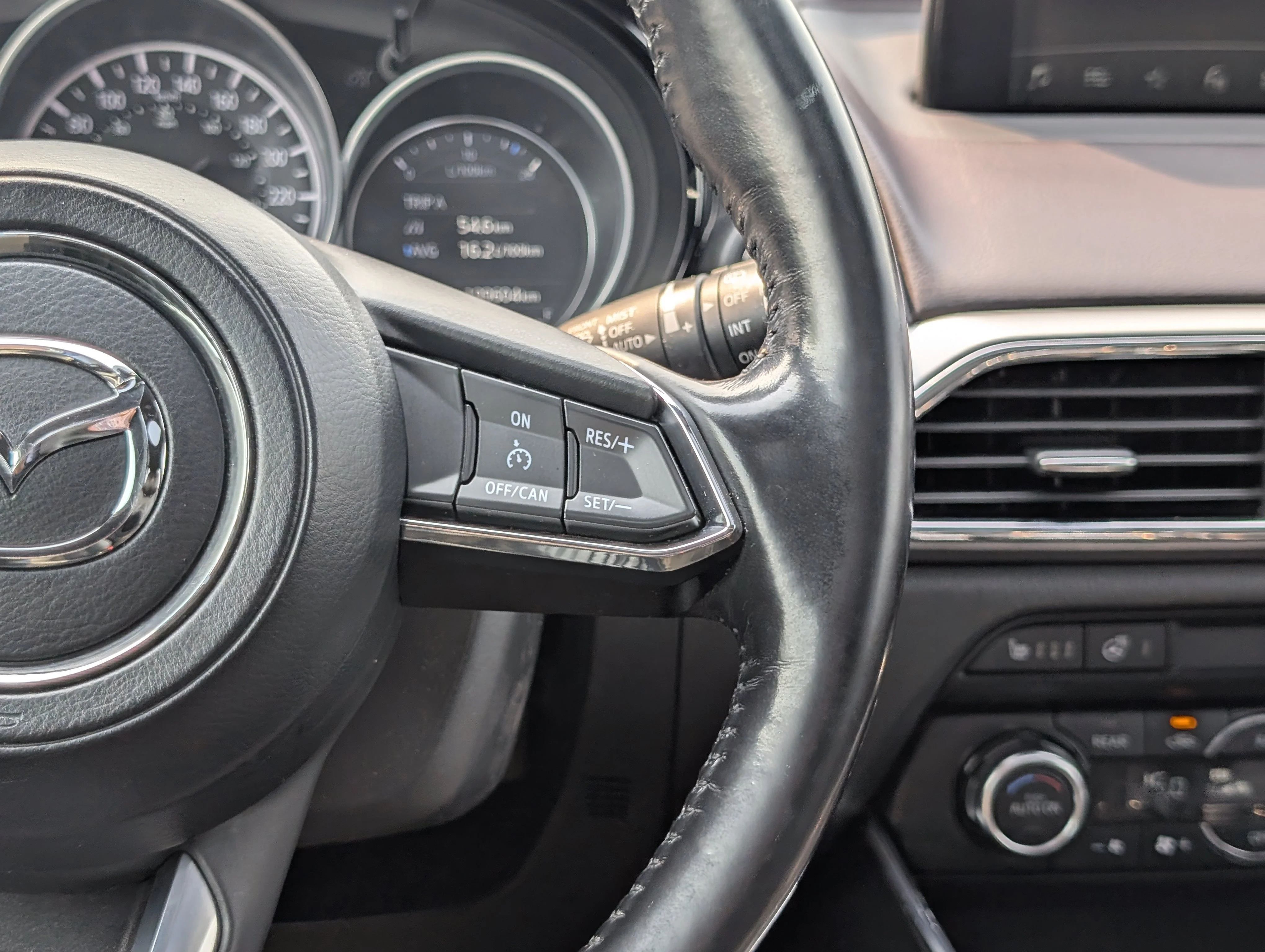 Used 2017 White Mazda GT image 27