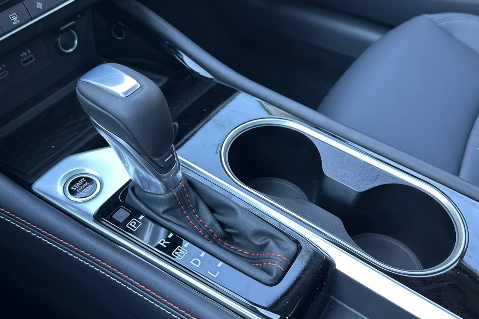 2025 Nissan Altima SR - Photo 20