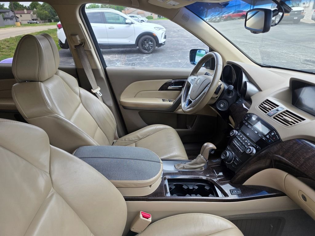 Used 2010 Black Acura Technology image 5
