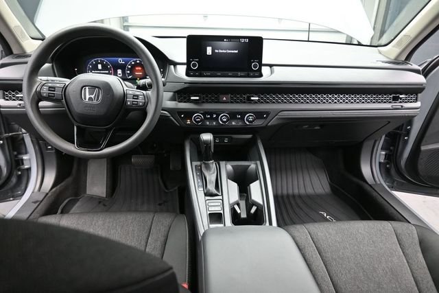 2025 Honda Accord SE - Photo 19