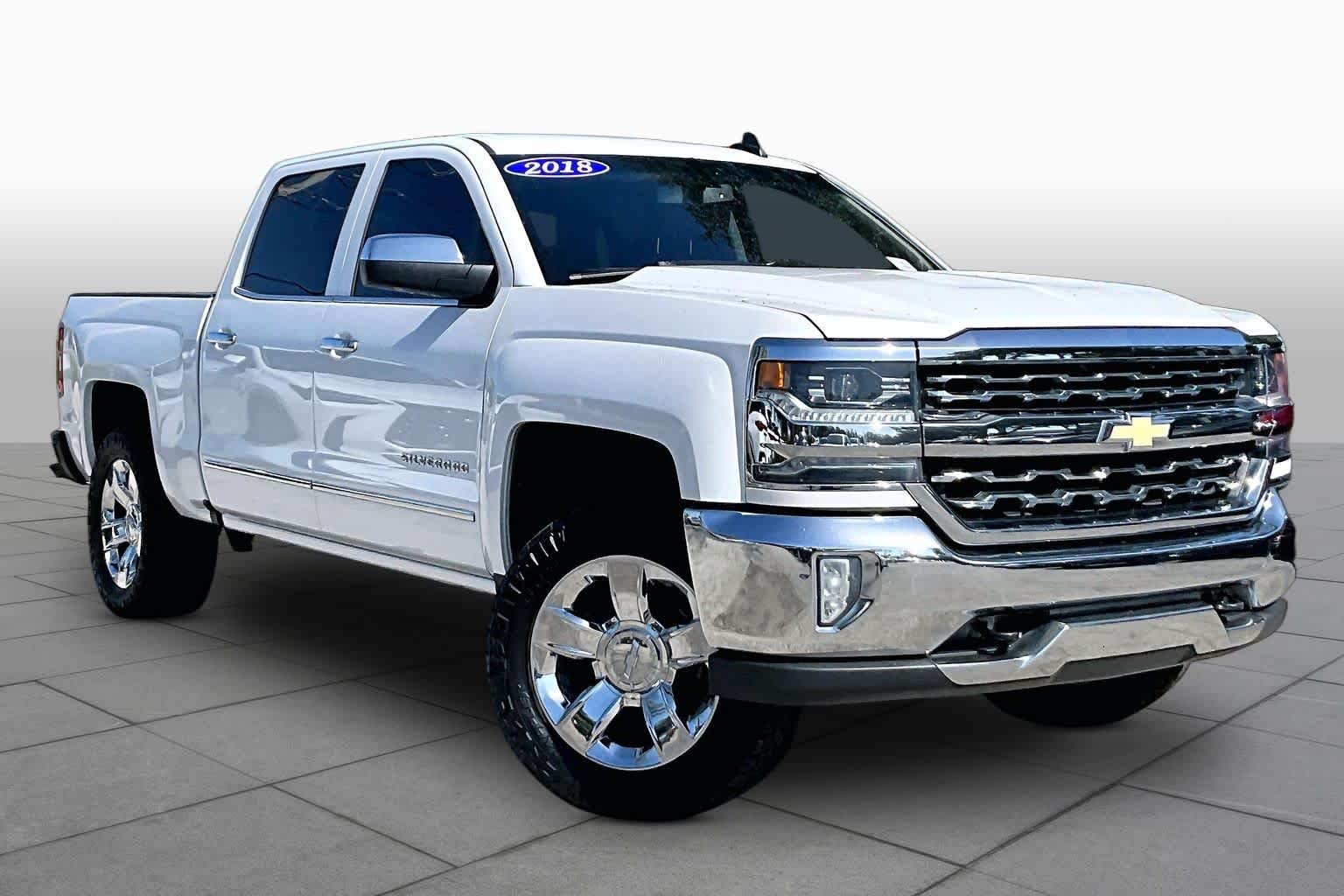 Used 2018 Iridescent Pearl Tricoat Chevrolet LTZ image 3