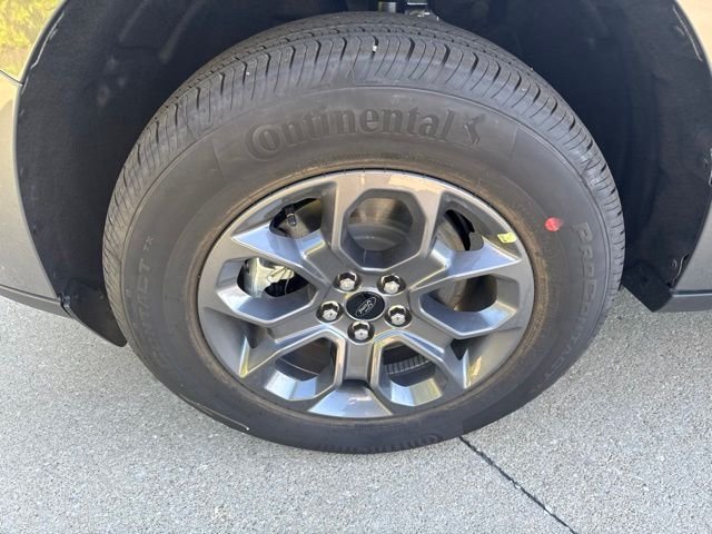 New 2026 Carbonized Gray Metallic Ford XLT image 11