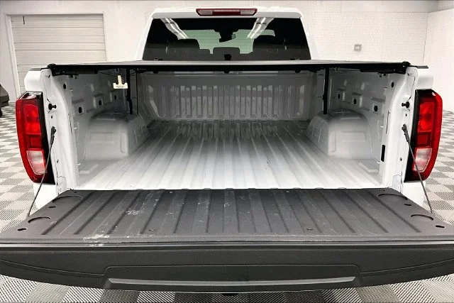 Used 2026 Summit White GMC Pro image 30
