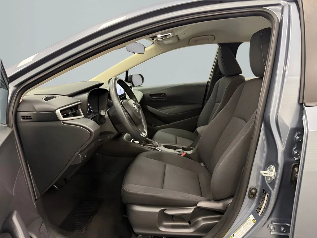 Used 2024  Toyota LE image 11