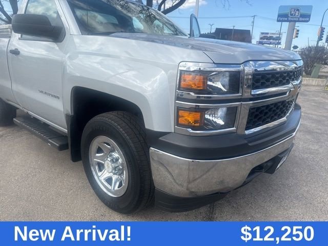 Used 2014 Chevrolet Silverado 1500 Work Truck 2WT with VIN 1GCNKPEH4EZ249167 for sale in Oak Lawn, IL