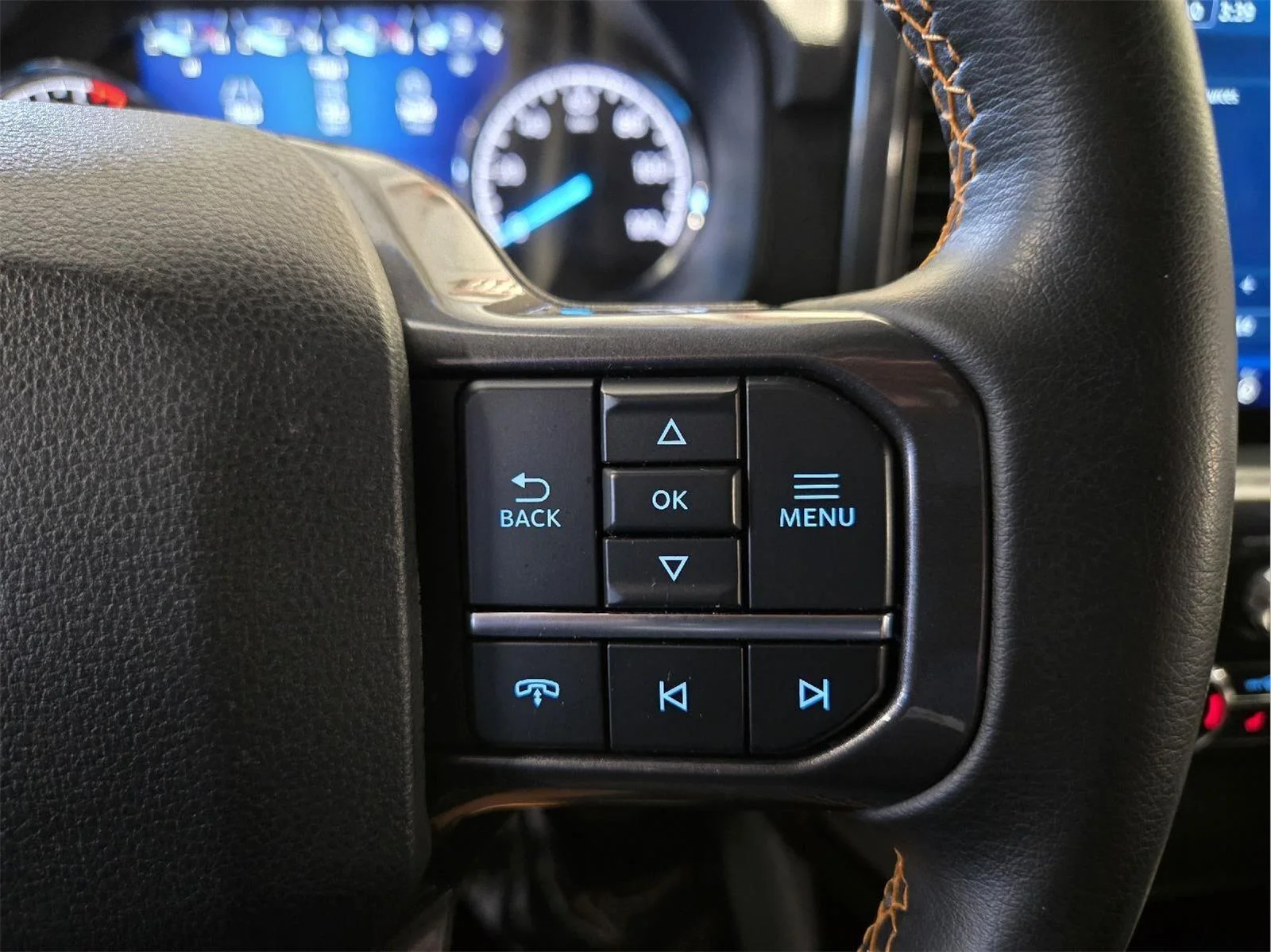 Used 2023 Avalanche Gray Ford Tremor image 18