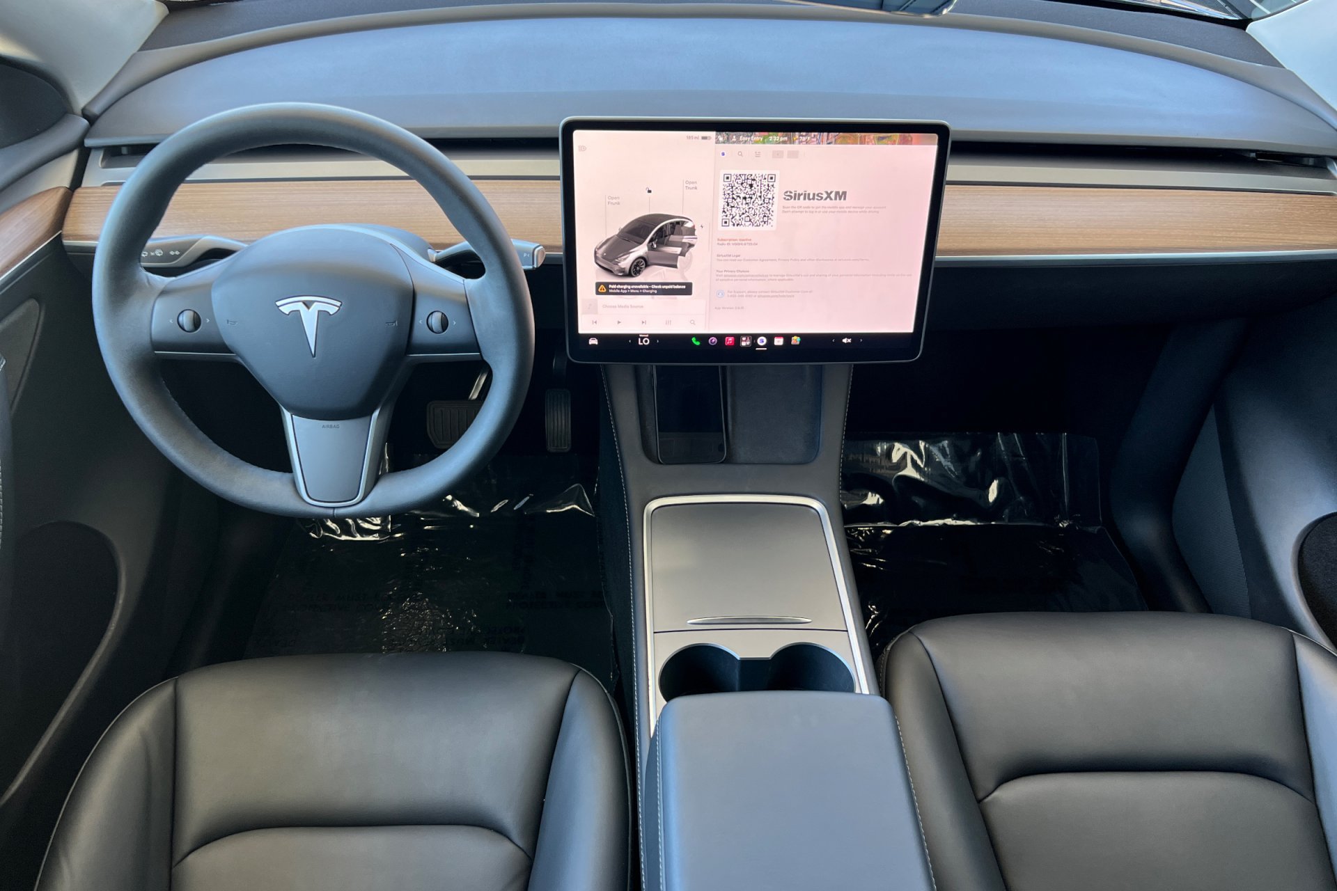 Used 2022 Deep Blue Metallic Tesla Long Range image 3