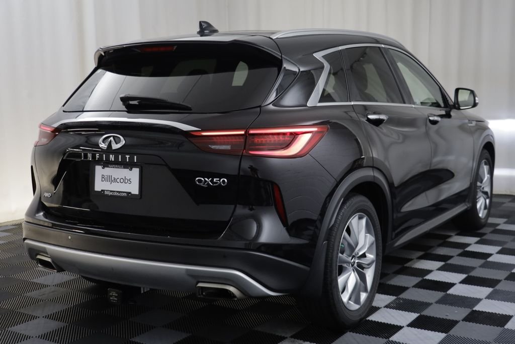 Used 2021 Black Obsidian INFINITI LUXE image 18