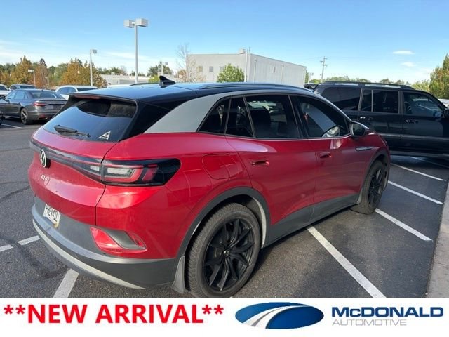 Used 2022 Red Volkswagen Pro S image 3